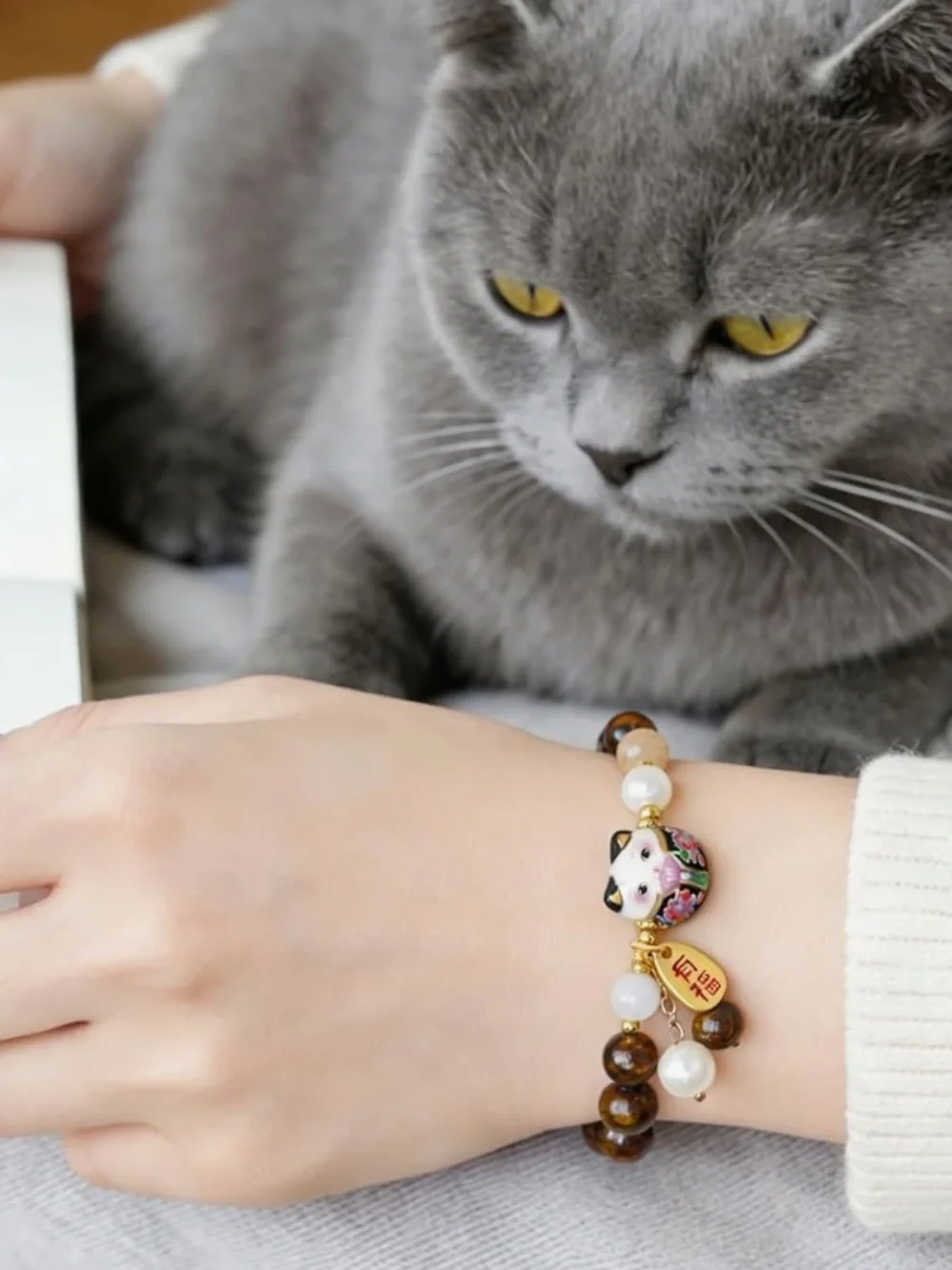 #2711**Handcrafted Brown Tiger Eye Beaded Bracelet with Ceramic Cat Accent